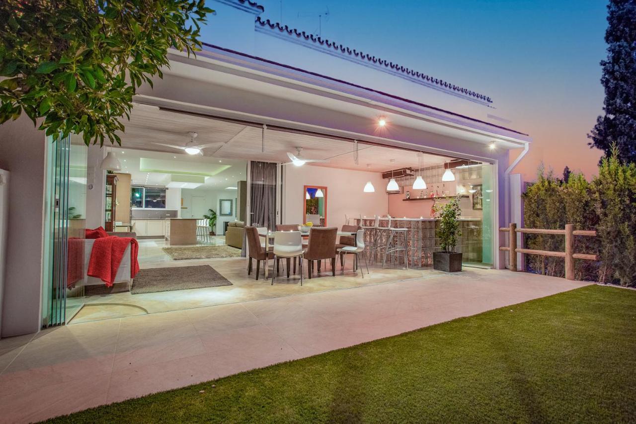 Casa Eucalyptus Family Home エステポナ エクステリア 写真